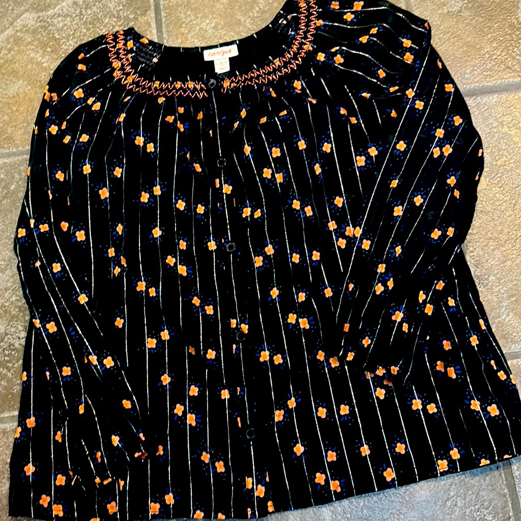 Like New Cat And Jack Top Size 10/12